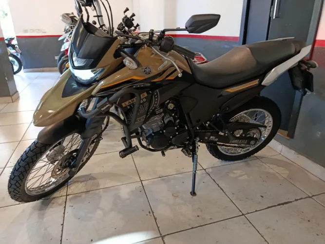 XTZ 250 2023 MUITO NOVA / TROCO / MOTO /CARRO