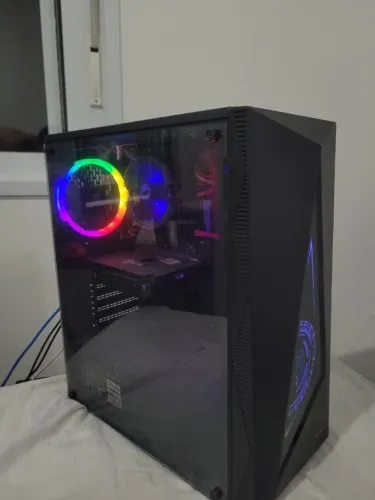 KIT Gamer Completo - PC + Monitor 144Hz + Teclado Mecânico Branco
