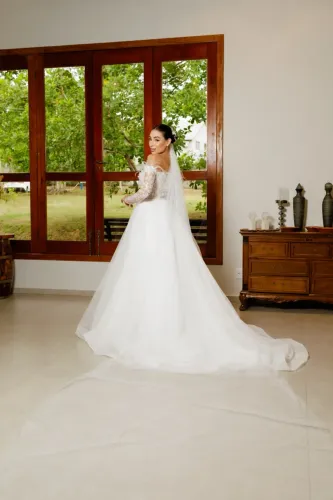 VESTIDO LUXO PARA NOIVA 