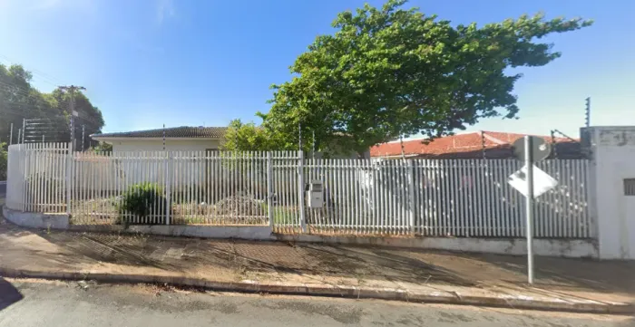 Casa com 5 suites no Boa Esperança
