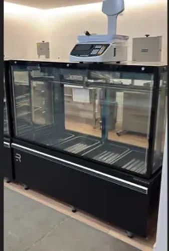 Balcão de açougue 1,5:M refrimate com aquecimento no vidro (alef)