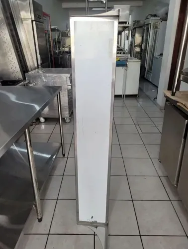 Prateleira de Aço Inox para Cozinha Industrial