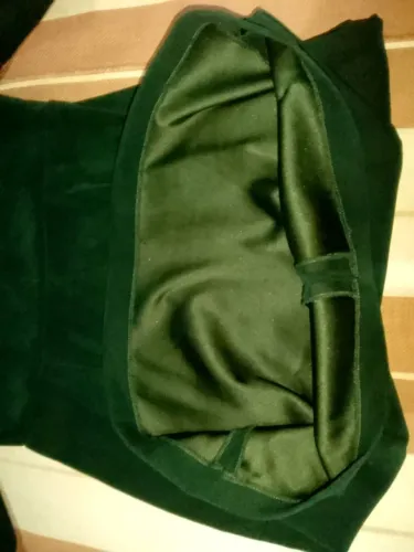 VESTIDO MÉDIO TAM.P. Ler descrição...