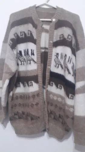 VENDO BLUSA DE PURA LÃ