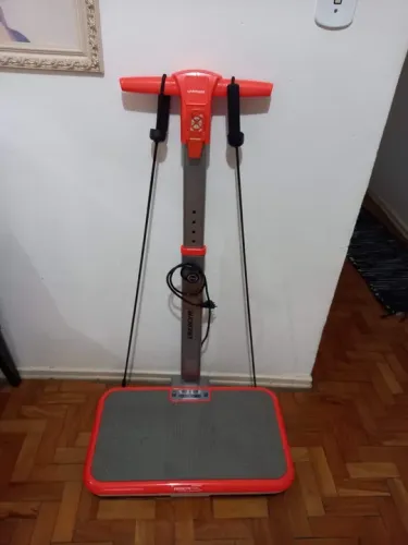 Plataforma vibratória 