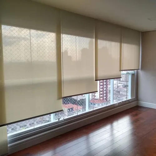Cortinas e Persianas Elegantes para sua Casa