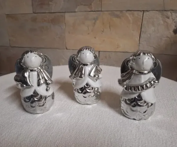 Trio Anjos de Louça Branco e Prateado