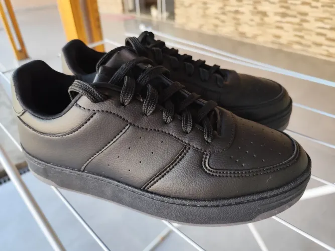 Tênis Casual Masculino Preto tamanho 41 e 39