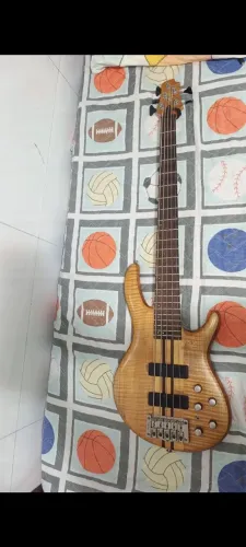 Baixo Cort A5