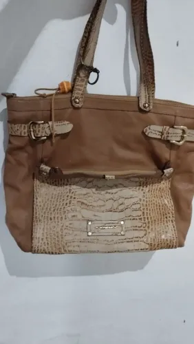 Bolsa feminina Arzon Couro Legítimo 