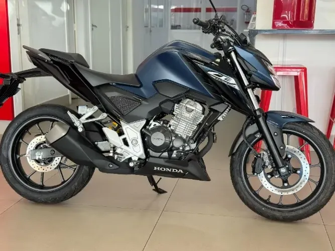 Honda CB Twister 300F 2025
