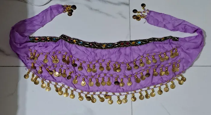 Cinto de dança do ventre com moedas