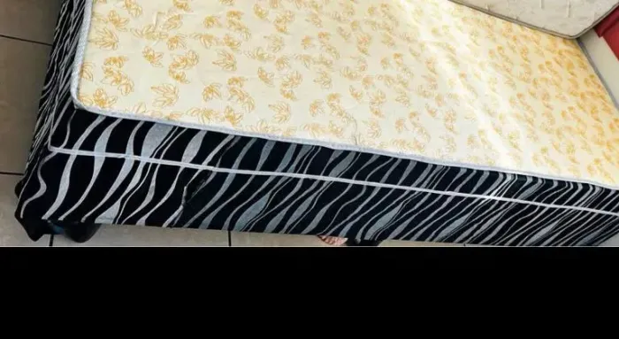  Box com Colchão  conjugada solteiro  espuma de 5 cm com Design Moderno