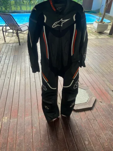 Macacão Alpinestars Seminovo Impecável tamanho 44 (EU) / 8 (USA)