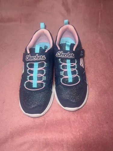 Tênis Skechers Novo TAM 32/33