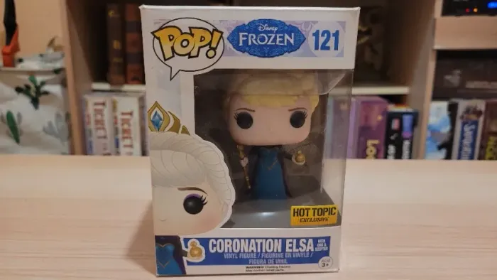 Funko Pop - Frozen - Coronation Elsa (with orb & scepter) 121 - Exc. Hot Topic