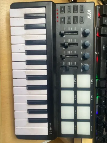 Teclado Midi KFX MINI 25 