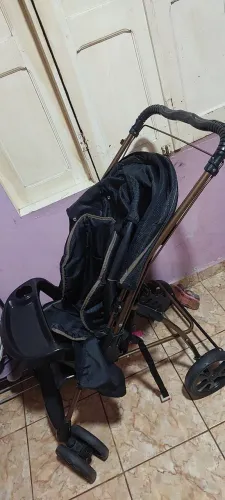 Vendo carrinho de bebê 