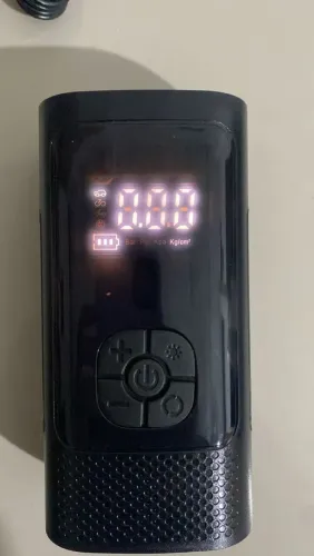 bomba de encher pneu portátil