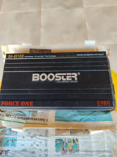 Power one booster 2400 watts. R$ 150,00.