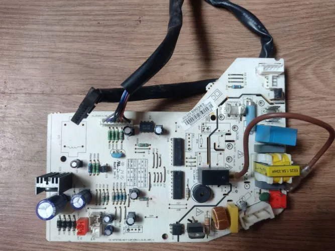 Placa Evaporadora Split 42FNCA22S5 22000BTU/h 201332990363 Springer CE-KFR70G/N1Y-12F