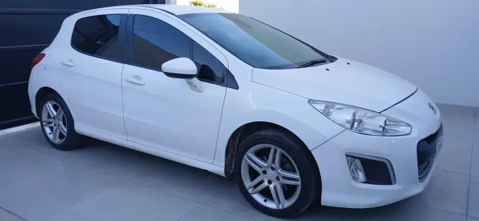 Peugeot 308 Allure 2.0 Flex 16V 5P Aut. 2013
