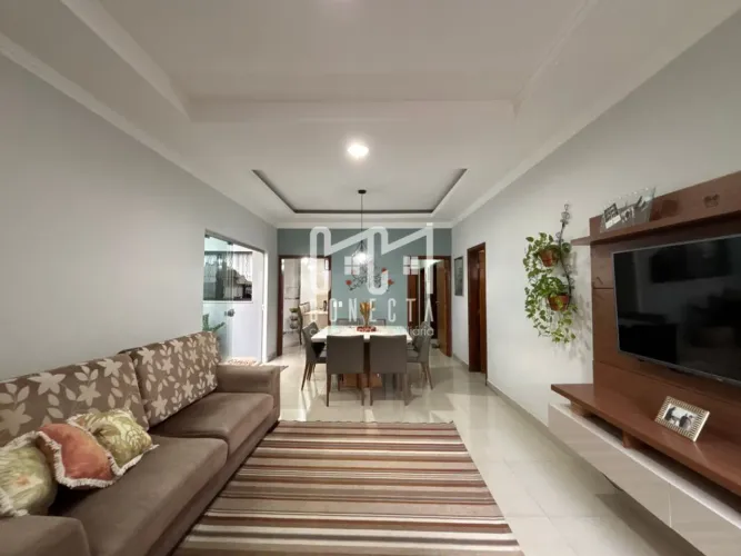 Casa térrea á venda com edícula, Jardim Esplanada, Indaiatuba SP