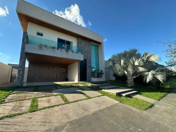 Casa à Venda - Condomínio Alphaville