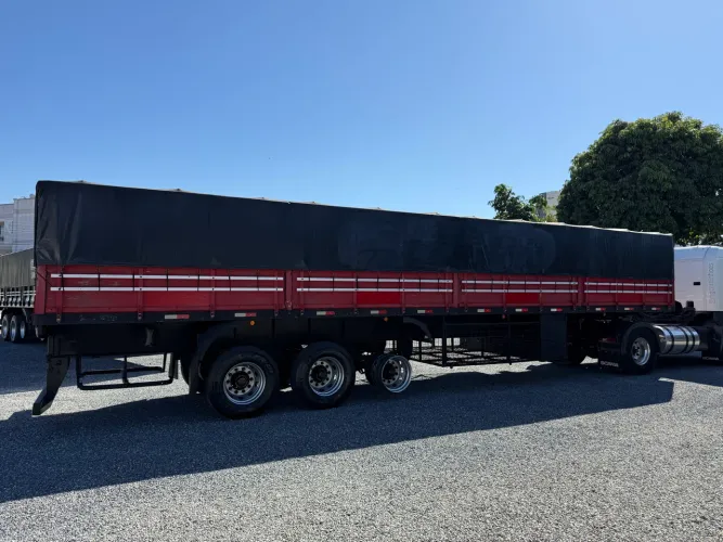 Carreta PRA TOCO  Graneleira - 2015