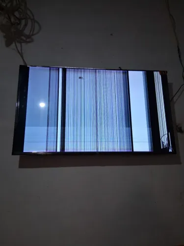 TV TCL 43 Polegadas COM defeito