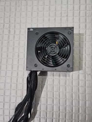 Fonte NZXT C Series, 750W, 80 Plus Bronze