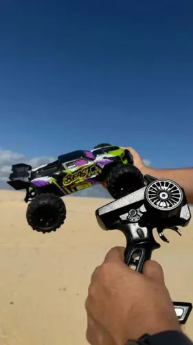 Carrinho de controle 4x4