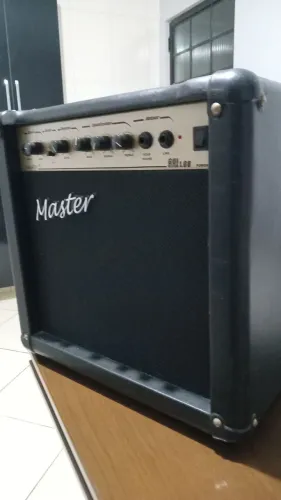 Amplificador de guitarra master