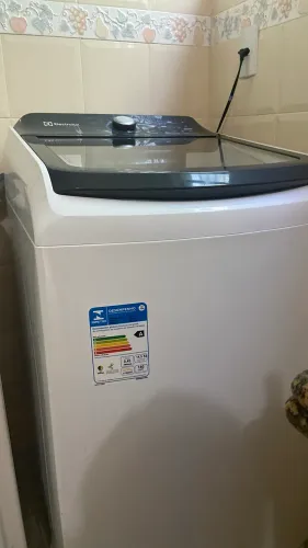Máquina de lavar eletrolux 9 meses de uso 14kg