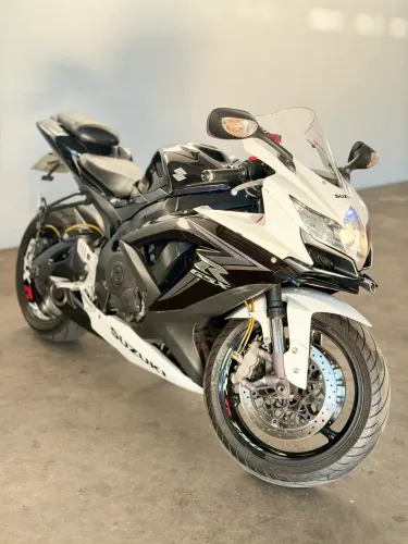 Suzuki Gsx-r 750 w Srad 2013