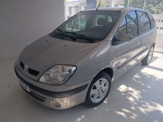 Renault Scenic Privilège Hi-flex 1.6 16V 2011