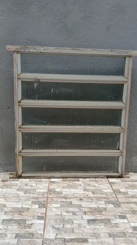 Basculante de aluminio