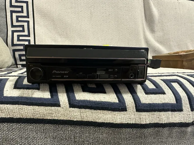 Vendo Som Pioneer tela retrátil 