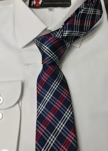 Gravata xadrez nova coleção promoção de 59, por 35 retirar na feira import Sia ctt whatsap
