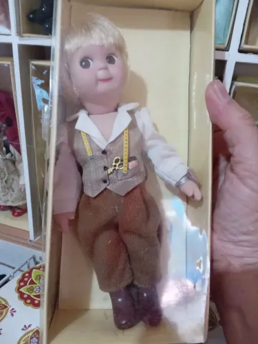 Boneco contos fé fadas o Alfaiate de porcelana