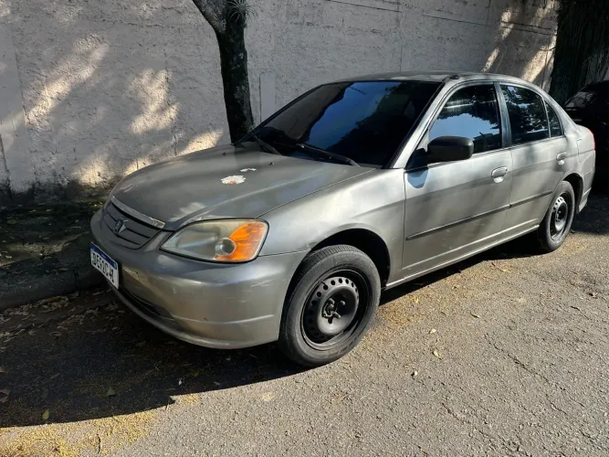 Honda Civic Sedan LX 1.7 16V 115cv Mec. 4P 2001