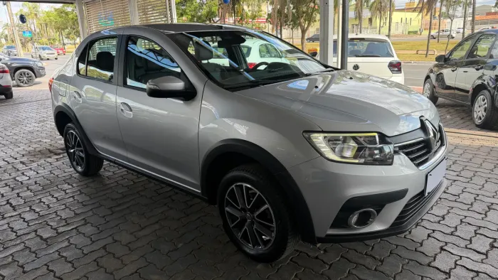 Renault Logan Iconic Flex 1.6 16V 4P AUT 2020