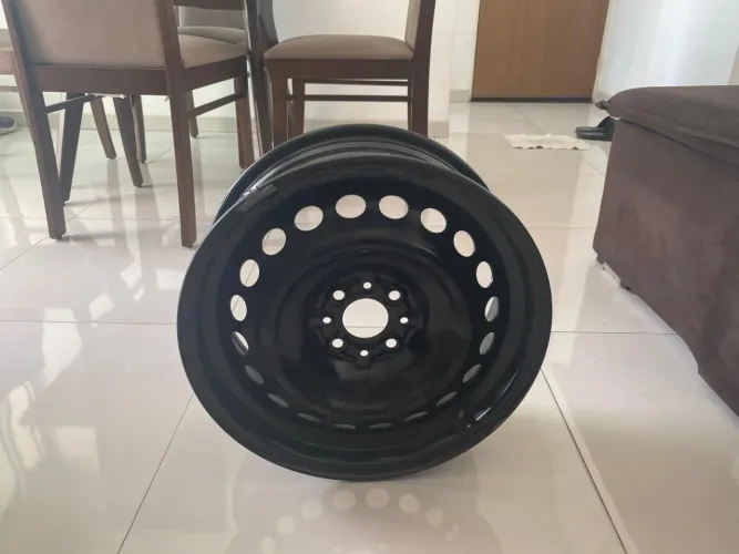 JOGO DE CALHAS DE FERRO E CALOTAS ORIGINAL FIAT ARO 16