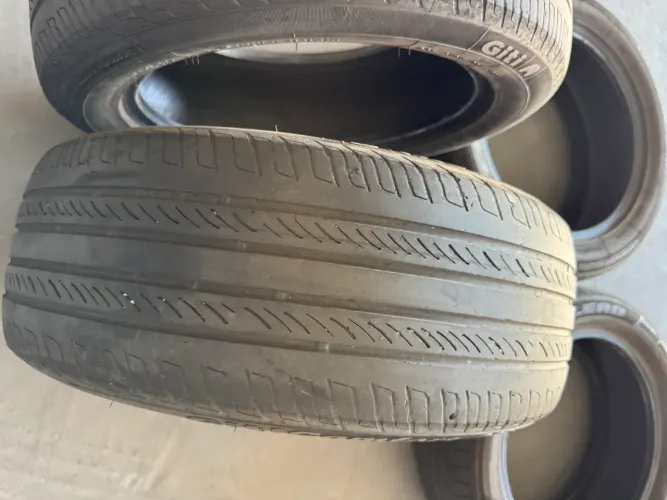 Pneu 19/55/16 giti