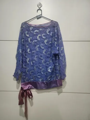 Blusa vintage de festa lilás com bordados Tam.44
