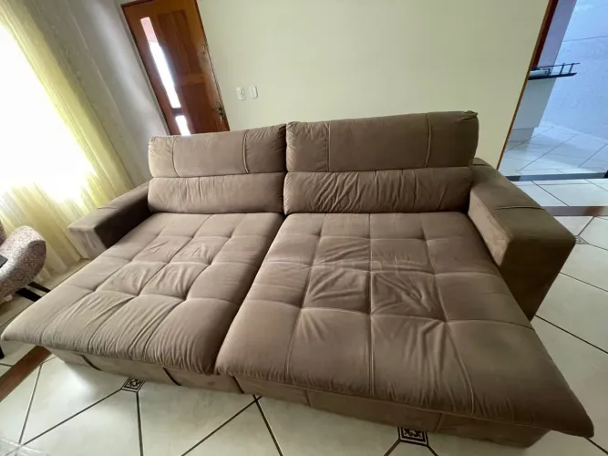 Vendo Sofá Retrátil 2,90m
