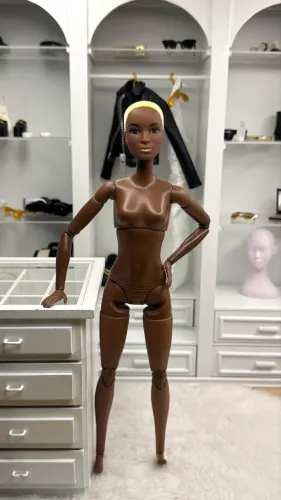 Barbie Kith Women made to move