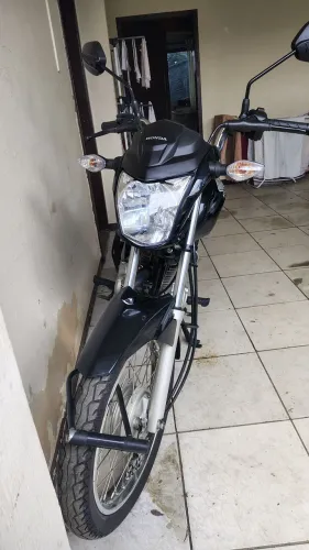 Vendo Honda CG Start 2024 seminova recém revisada