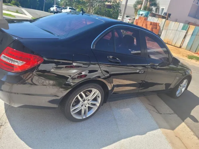 Mercedes-Benz C-180 CGI Classic 1.8 16V 156cv Aut. 2012