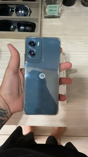 Celular motorola G06